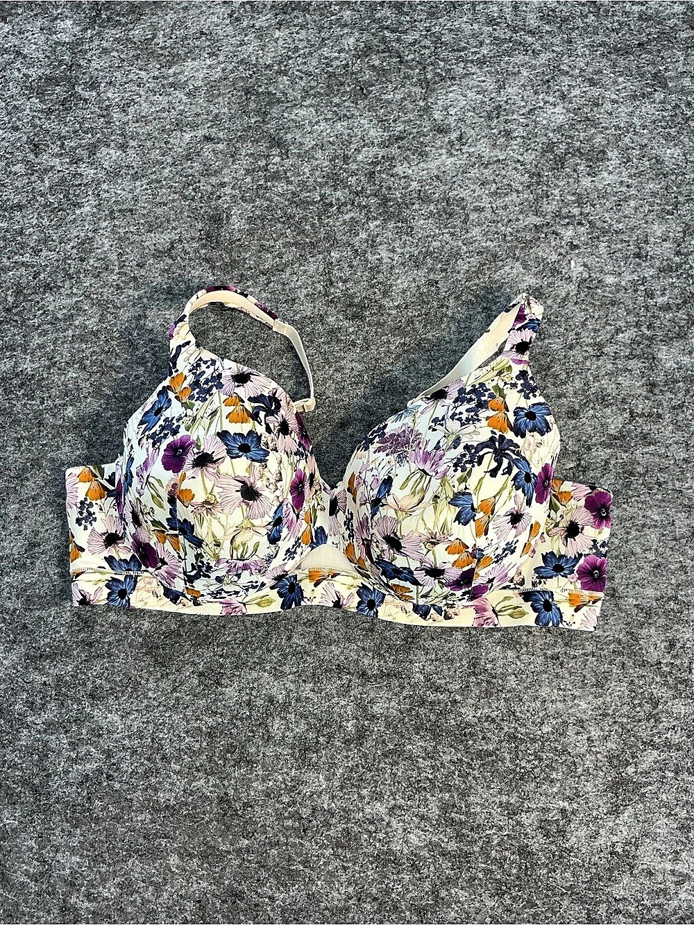 CACIQUE Comfort Bliss Lightly Lined Full Coverage Bra 44C